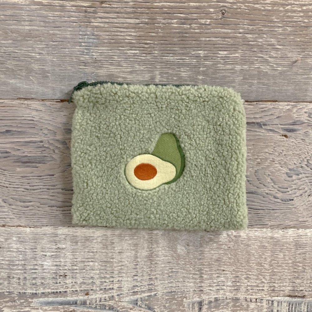 AVOCADO CUTE CARRYING POUCH FOR ADULTS AND KIDS